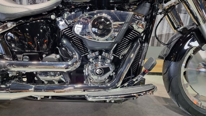 2025 Harley-davidson FLFB FAT BOY (117) Whisky Fire/ Black