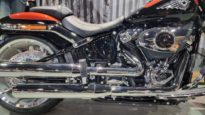 2025 Harley-davidson FLFB FAT BOY (117) Whisky Fire/ Black