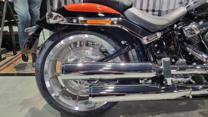 2025 Harley-davidson FLFB FAT BOY (117) Whisky Fire/ Black