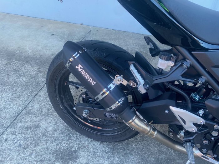 2021 Kawasaki Z400 Green