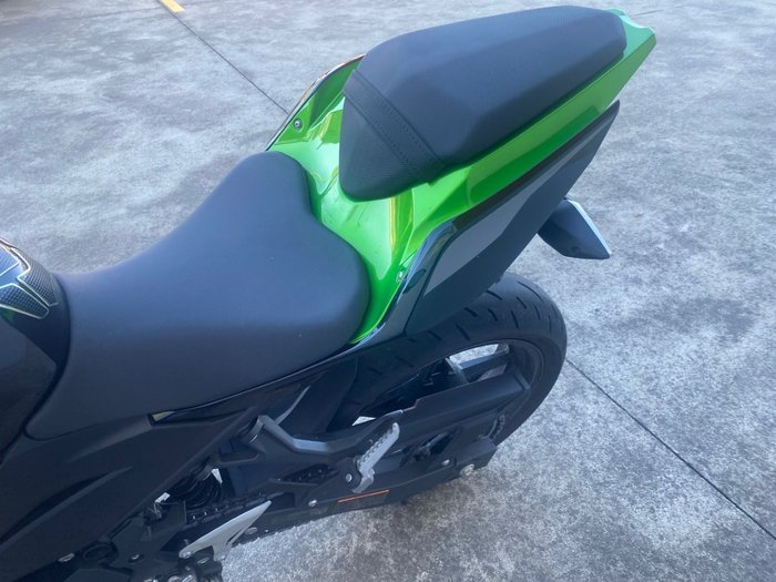 2021 Kawasaki Z400 Green