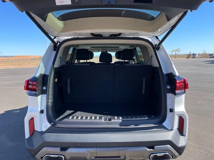 2025 LDV D90 Executive