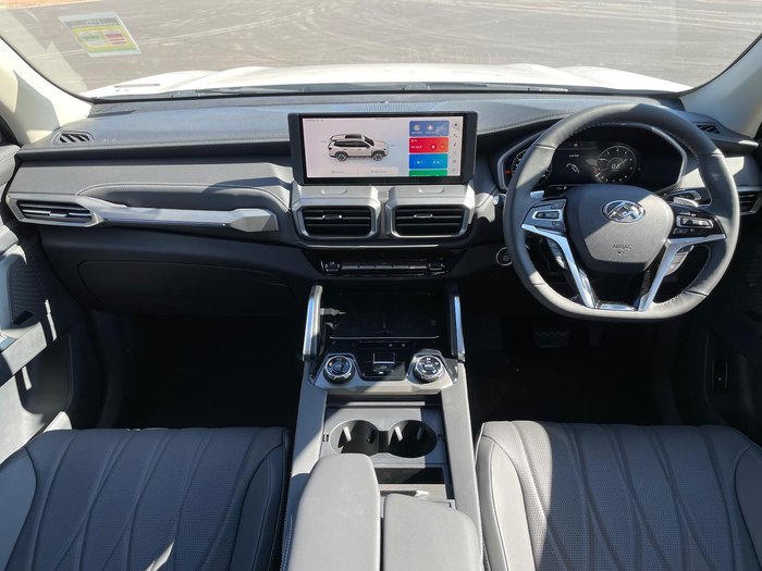 2025 LDV D90 Executive