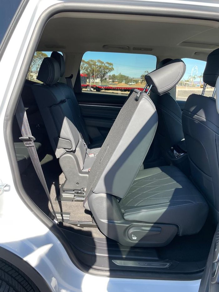 2025 LDV D90 Executive