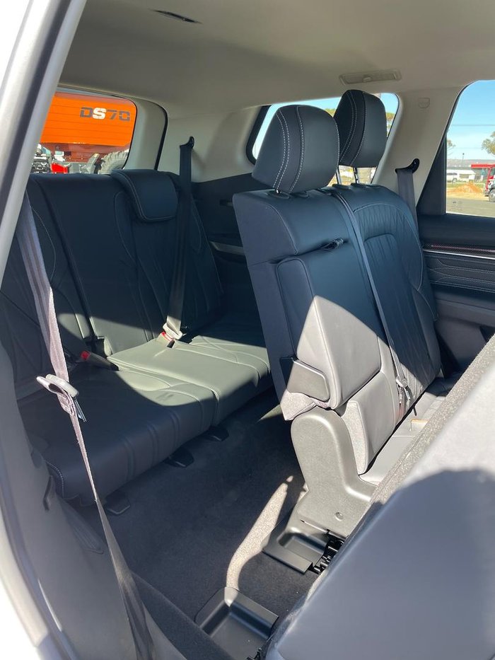 2025 LDV D90 Executive