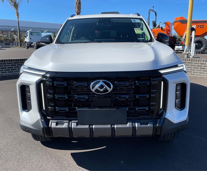 2025 LDV D90 Executive