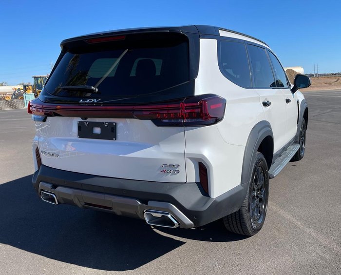 2025 LDV D90 Executive