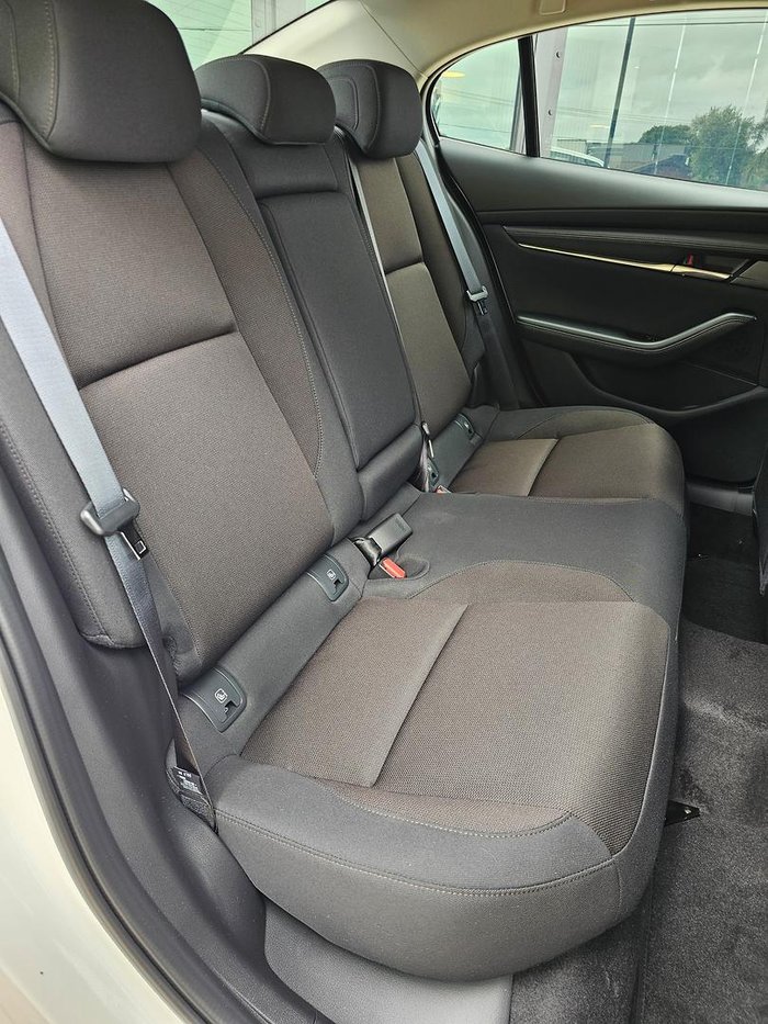 2025 Mazda 3 G20 Evolve