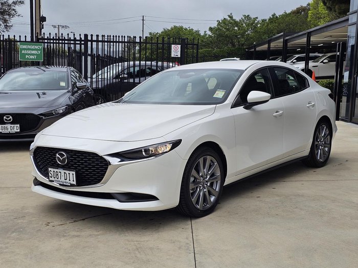 2025 Mazda 3 G20 Evolve