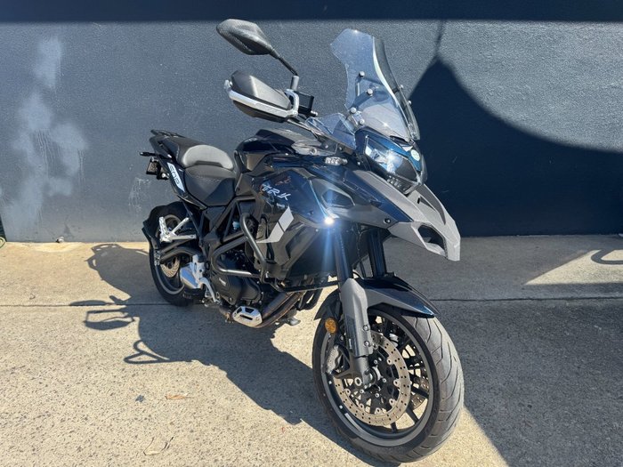 2022 BENELLI TRK 502 (ABS) BLUE