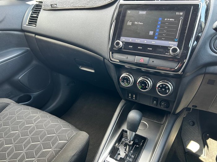 2022 Mitsubishi ASX ES