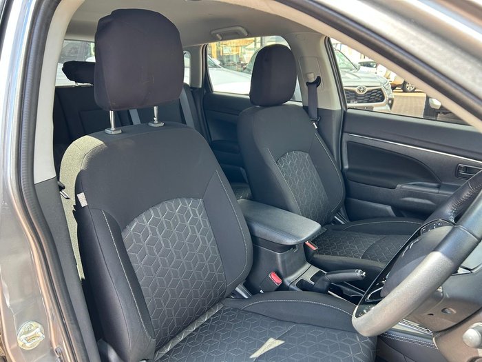 2022 Mitsubishi ASX ES