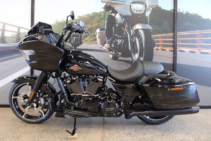 2025 Harley-davidson FLTRX ROAD GLIDE (117) MIDNIGHT FIRESTORM