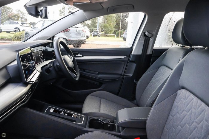 2025 Volkswagen Golf 110TSI Life 8.5 MY25 Oyster Silver