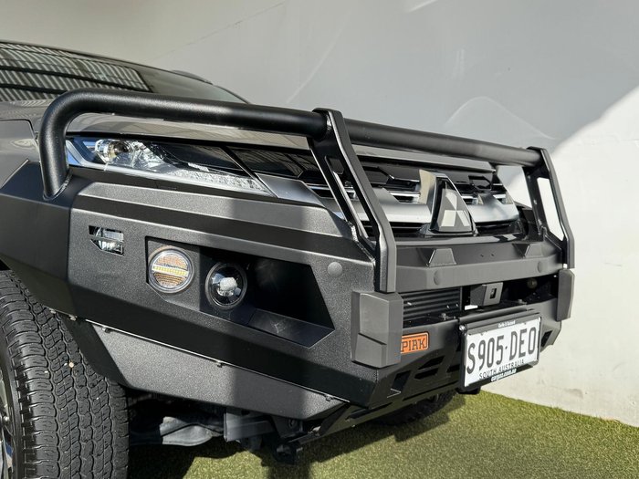 2024 Mitsubishi Pajero Sport GLS