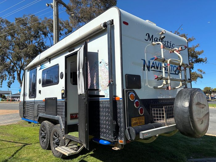 2016 Majestic Navigator