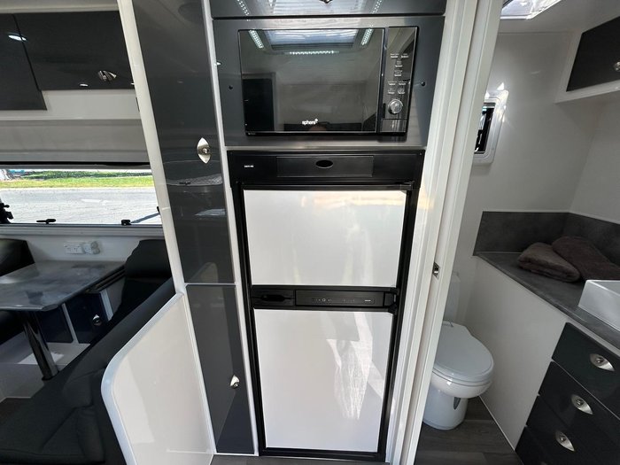 2021 SILVER VALLEY CARAVANS BAROSSA