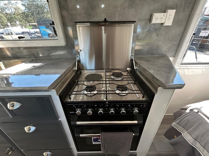 2021 SILVER VALLEY CARAVANS BAROSSA