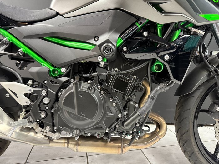 2023 Kawasaki Z400