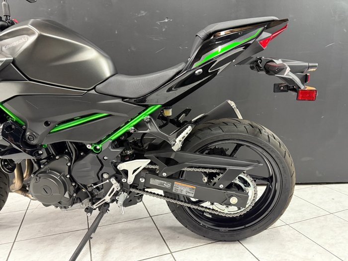 2023 Kawasaki Z400