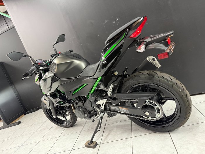 2023 Kawasaki Z400