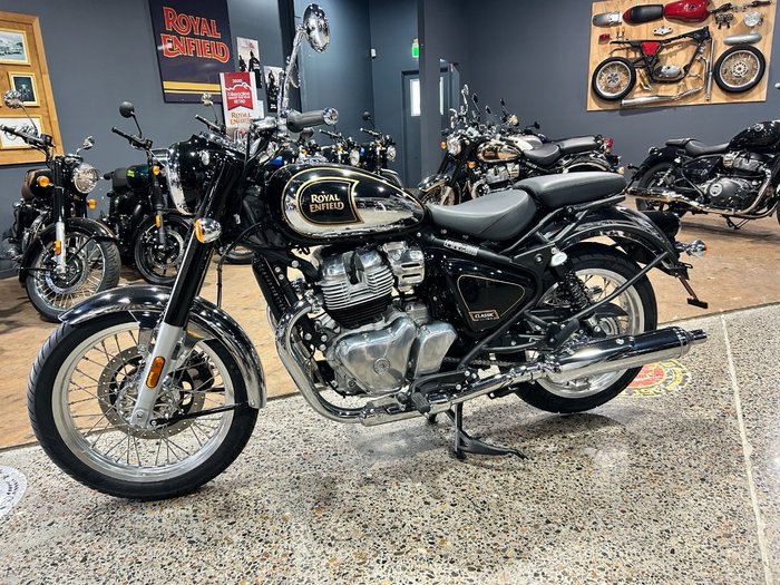 2025 Royal Enfield CLASSIC 650