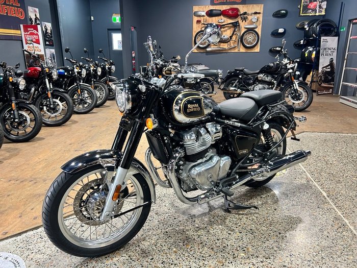 2025 Royal Enfield CLASSIC 650