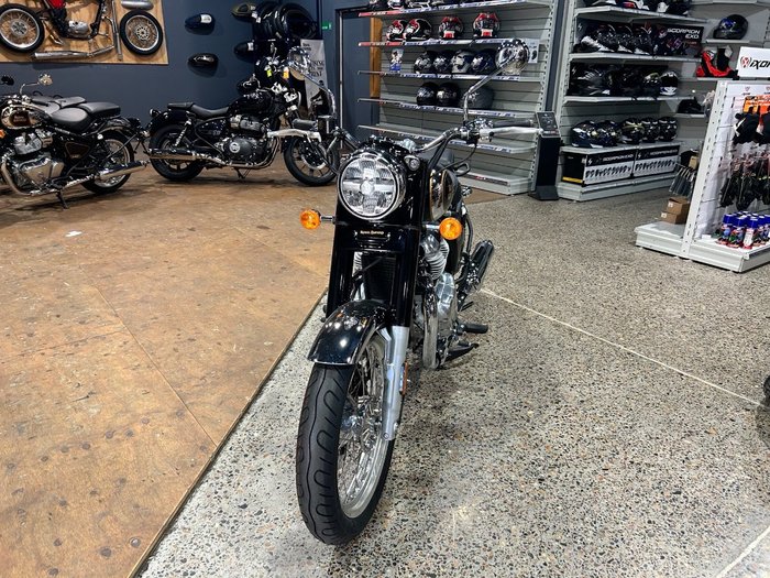 2025 Royal Enfield CLASSIC 650