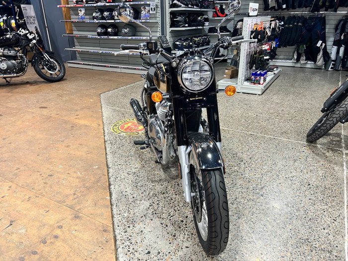 2025 Royal Enfield CLASSIC 650