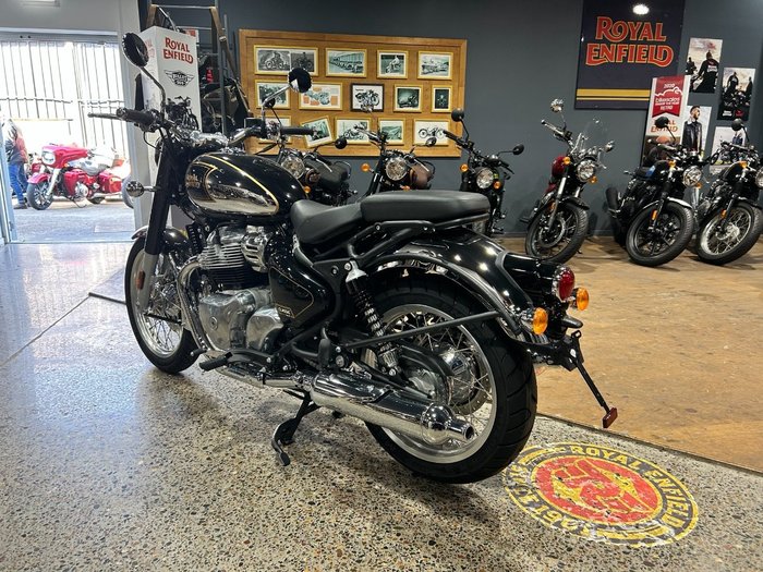 2025 Royal Enfield CLASSIC 650