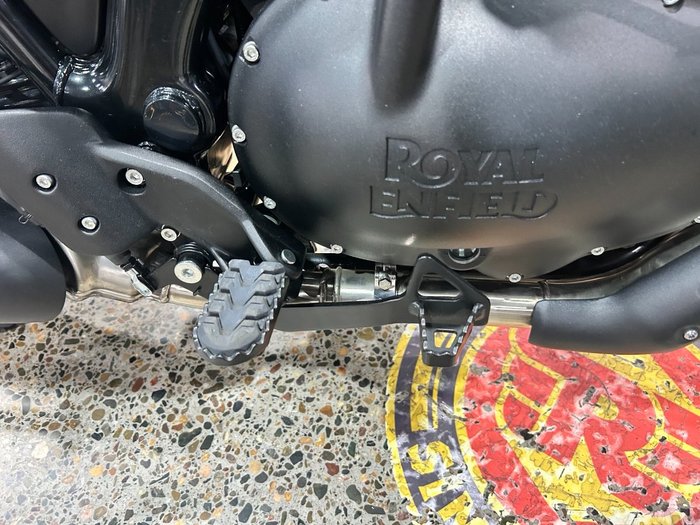 2025 Royal Enfield 2025 ROYAL ENFIELD 650CC INTERCEPTOR BEAR 650 WILD HONEY