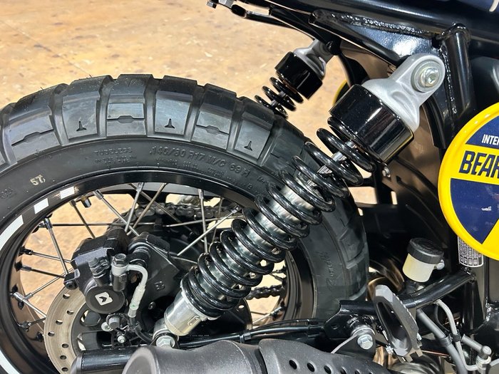 2025 Royal Enfield 2025 ROYAL ENFIELD 650CC INTERCEPTOR BEAR 650 WILD HONEY