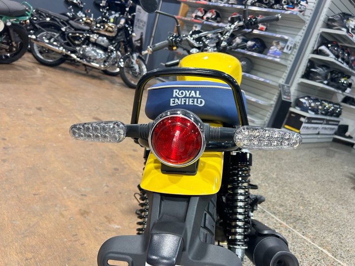 2025 Royal Enfield 2025 ROYAL ENFIELD 650CC INTERCEPTOR BEAR 650 WILD HONEY