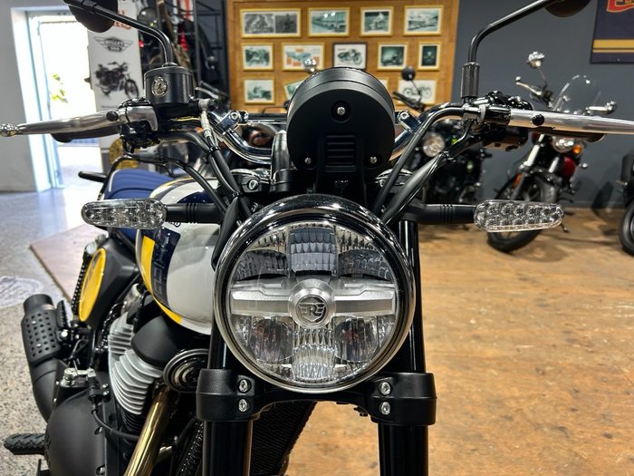 2025 Royal Enfield 2025 ROYAL ENFIELD 650CC INTERCEPTOR BEAR 650 WILD HONEY