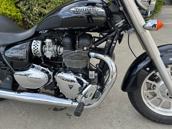2013 Triumph AMERICA Black