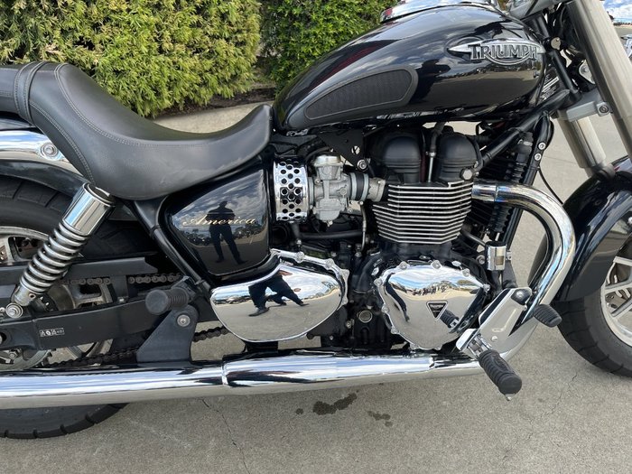 2013 Triumph AMERICA Black