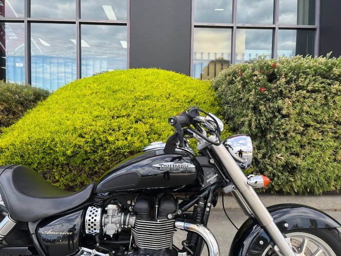 2013 Triumph AMERICA Black