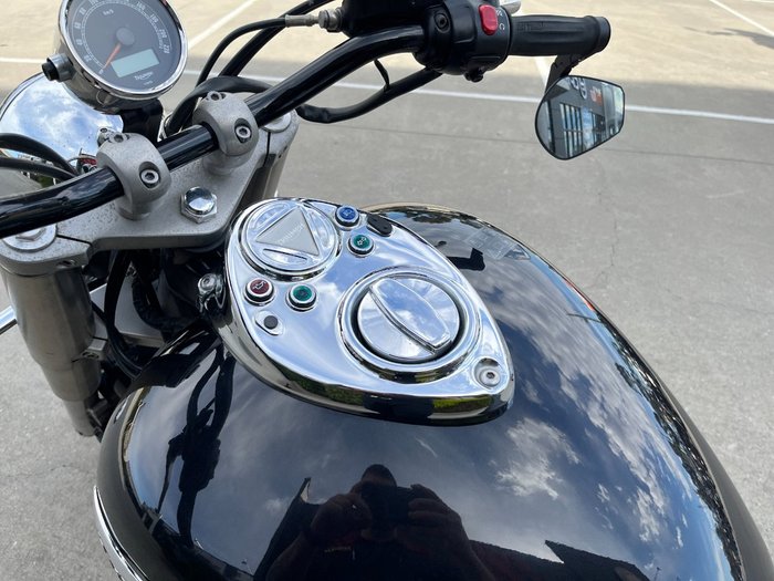 2013 Triumph AMERICA Black