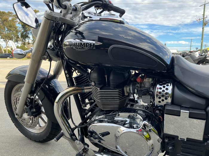2013 Triumph AMERICA Black