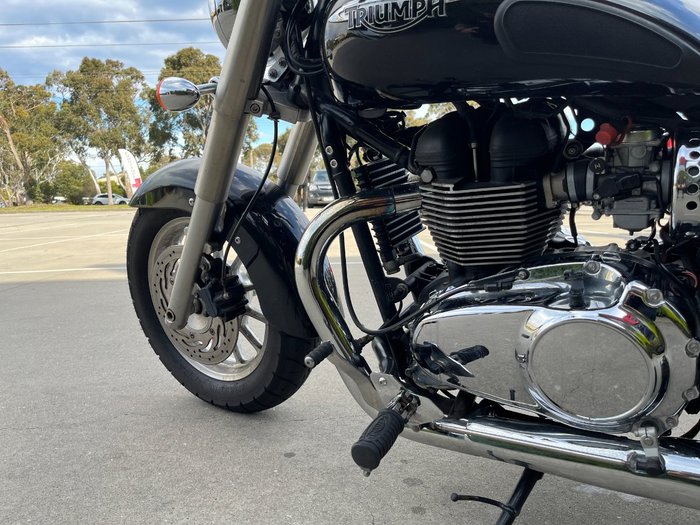 2013 Triumph AMERICA Black