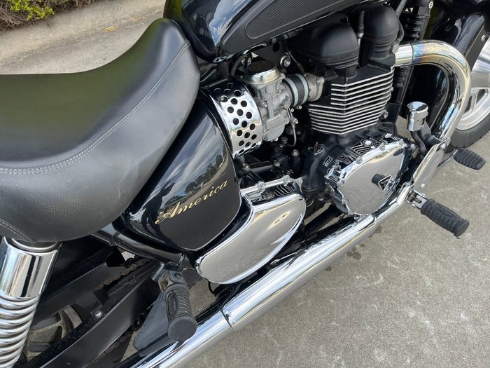 2013 Triumph AMERICA Black