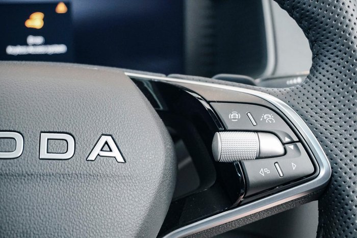 2025 SKODA Karoq 140TSI Sportline