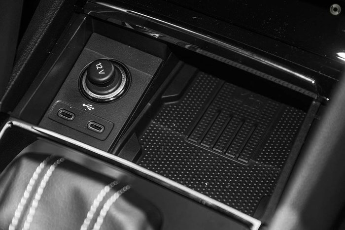 2025 SKODA Karoq 140TSI Sportline