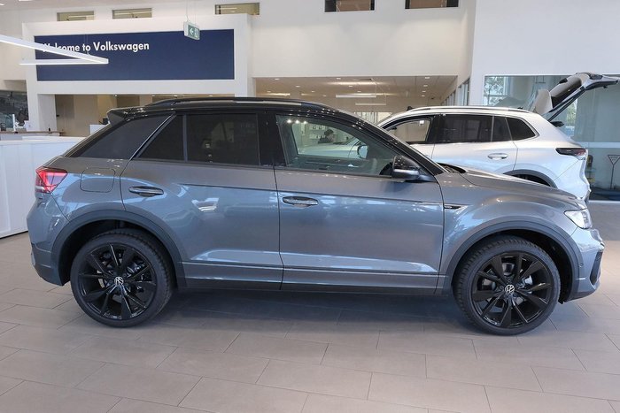 2025 Volkswagen T-Roc 140TSI R-Line