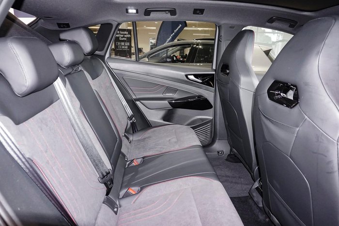 2025 Volkswagen ID.4 GTX