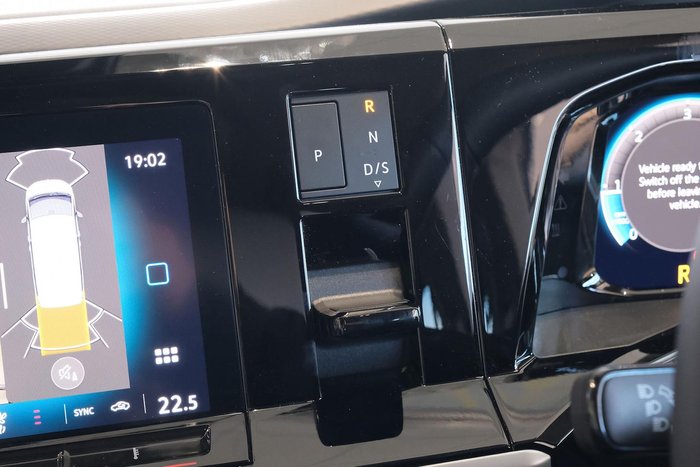 2025 Volkswagen Multivan TDI360 Life