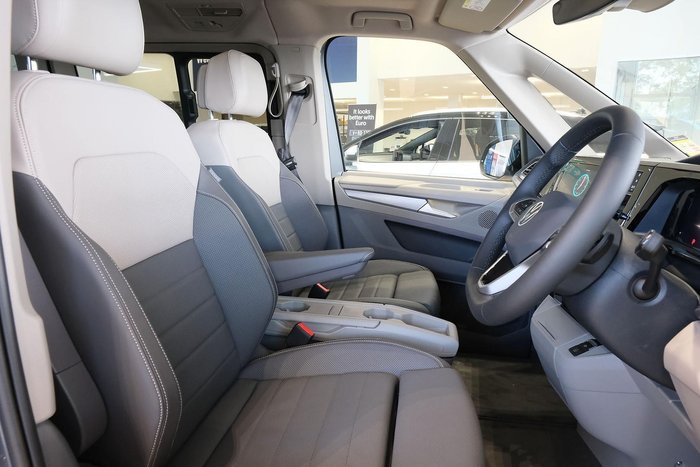 2025 Volkswagen Multivan TDI360 Life