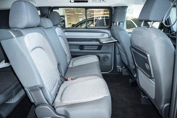 2025 Volkswagen ID. Buzz Pro BEV560