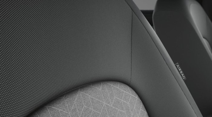 2025 Volkswagen ID. Buzz Pro BEV560