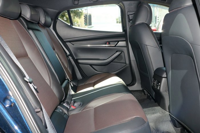 2025 Mazda 3 G20 Touring